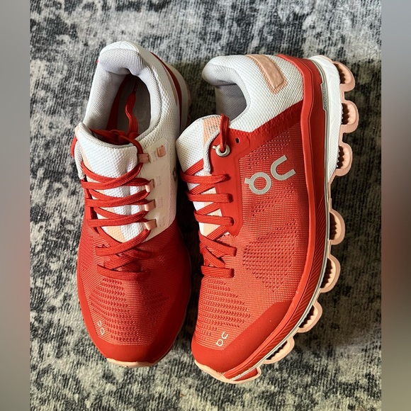 On Running Cloudsurfer Women Sneakers - Picture 4 of 9